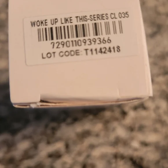 IL MAKIAGE Flawless Base Foundation - Tan - Picture 2 of 2